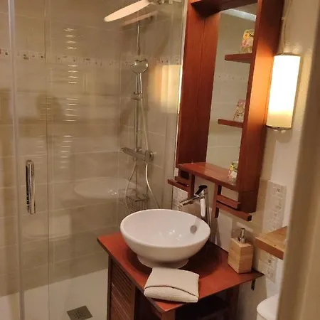 Brigitte Centre Tropez Parking Piscine Wifi Vue Apartamento *