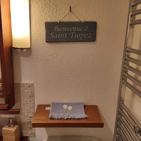 Brigitte Centre Tropez Parking Piscine Wifi Vue Apartamento